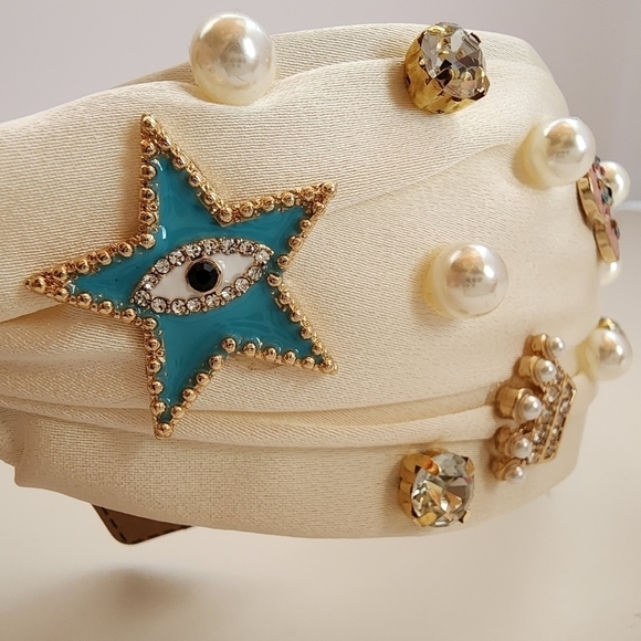 6,  NWT Ivory Pearl Evil Eye Star Heart Crown Embellished Twisted Headband - Picture 8 of 9